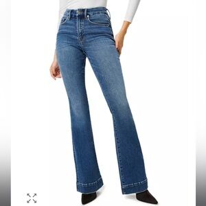 M26 Good American Good Legs High Rise Flare Jeans in Blue843